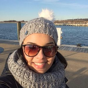 Meet your Posher, Beatriz